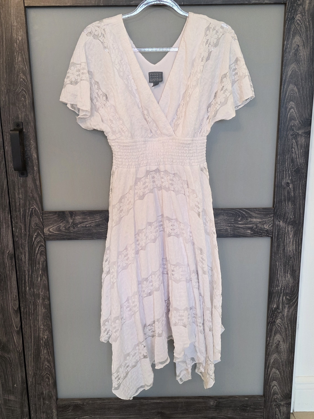 Rabbit Rabbit Rabbit Design White Lace Dress, Size 8 - Picture 5 of 12
